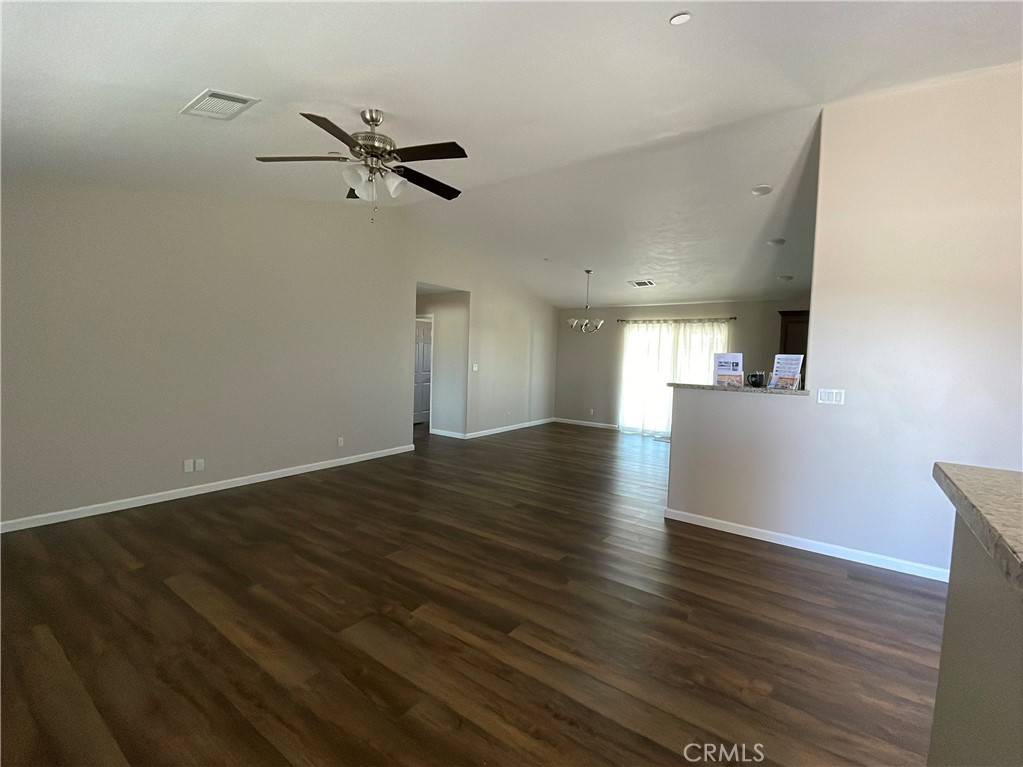 Phelan, CA 92371,9370 W Joshua LN