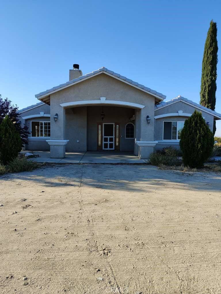 Pinon Hills, CA 92372,574 Sacramento RD