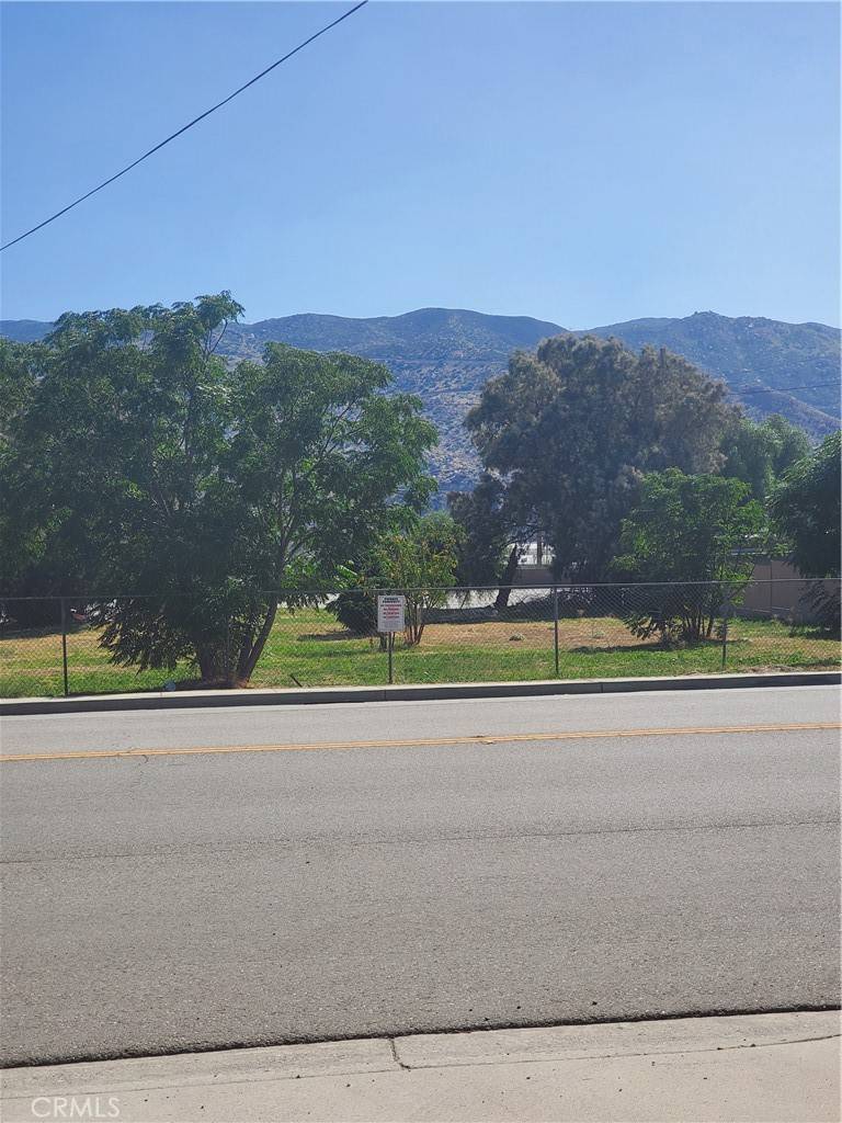 Banning, CA 92220,1396 Ramsey
