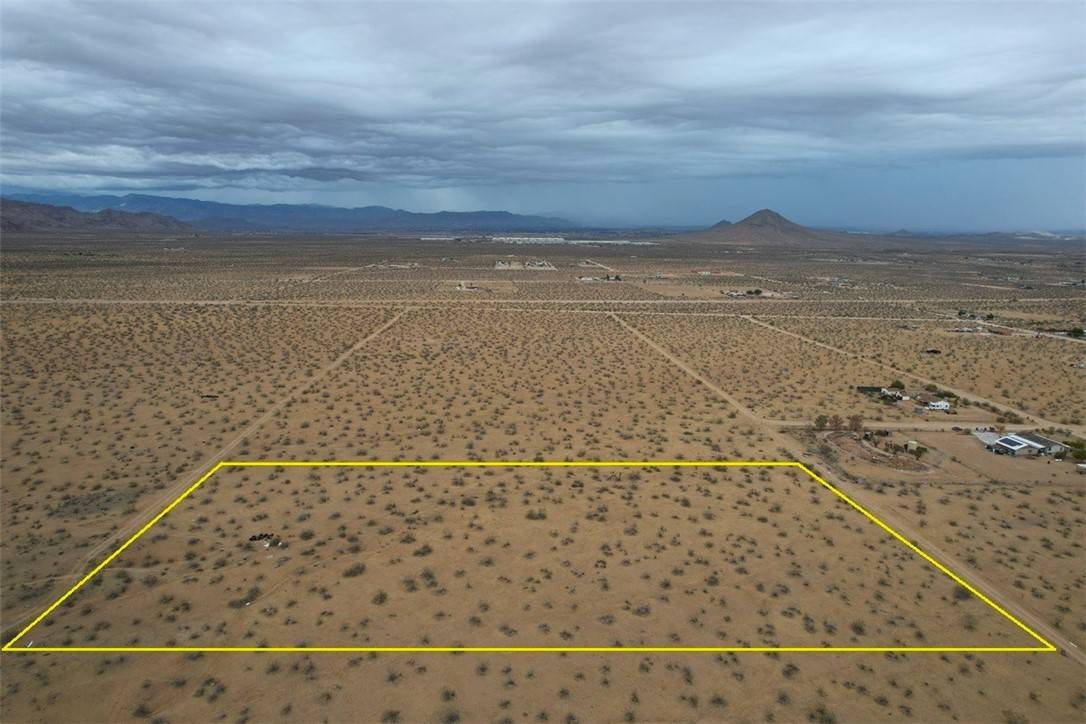 Apple Valley, CA 92307,0 Navajo RD