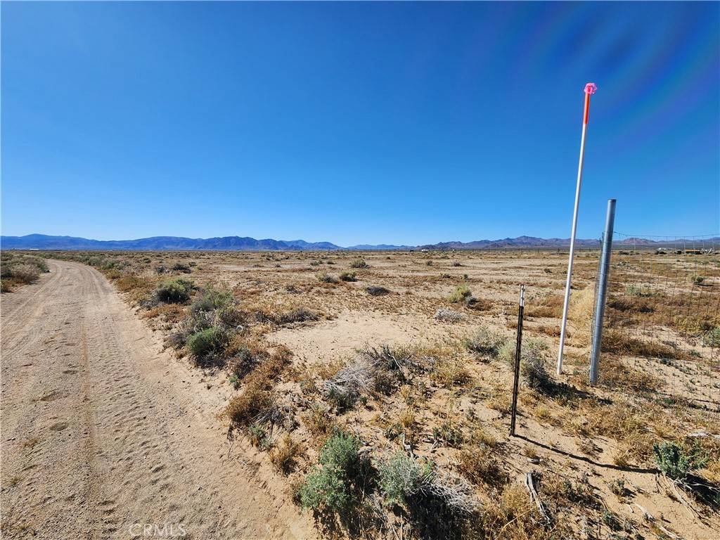 Lucerne Valley, CA 92356,2 AC Hobart RD