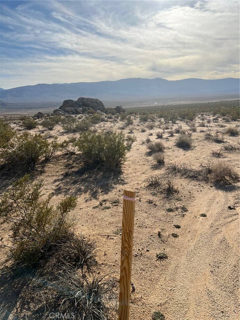 Lucerne Valley, CA 92356,0 Porter RD