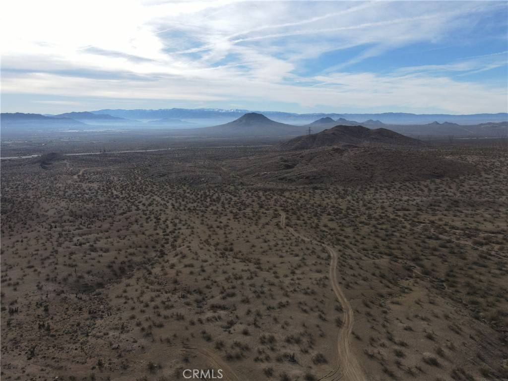 Victorville, CA 92394,0 W Boulder Rd 0472-231-25-0000