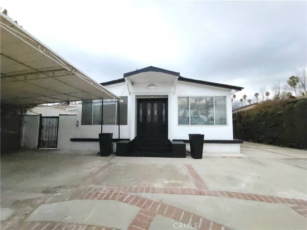 Canoga Park, CA 91303,7421 Remmet AVE