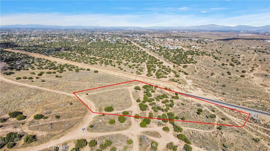 Oak Hills, CA 92344,0 Heartland CIR