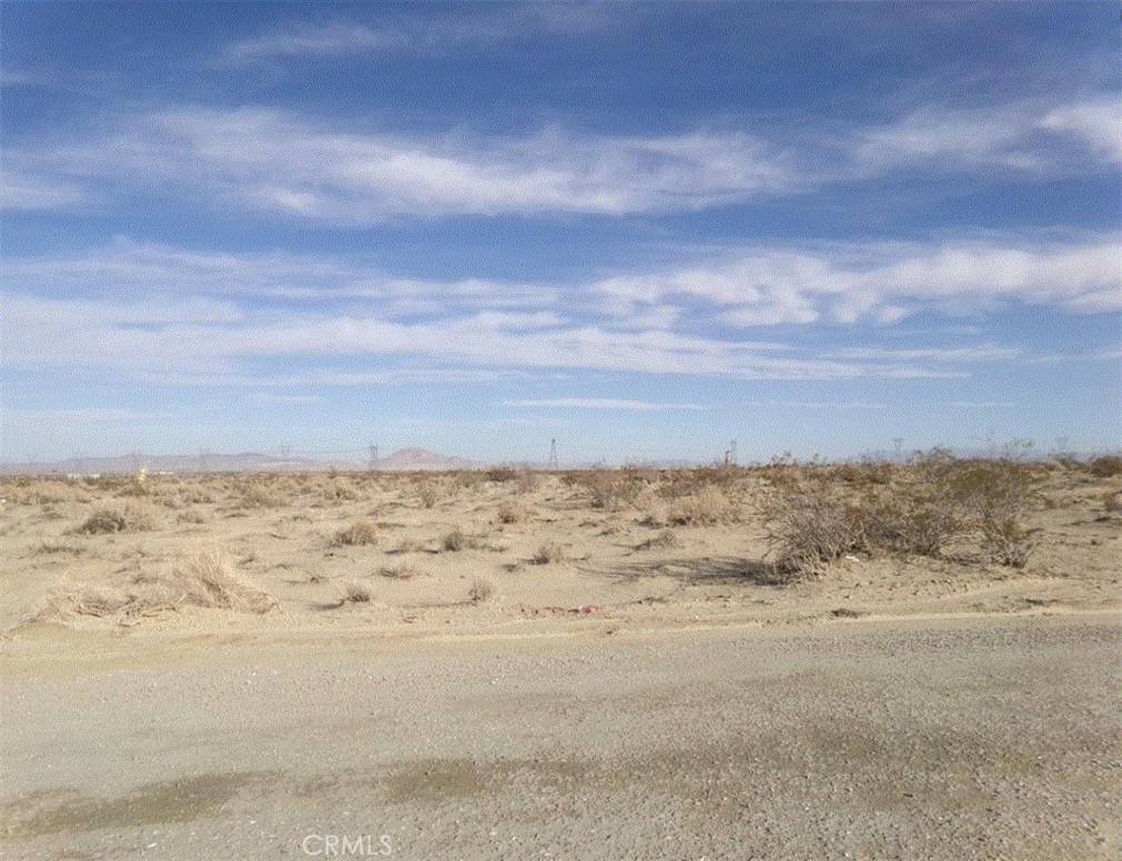 Adelanto, CA 92301,0 KOALA RD