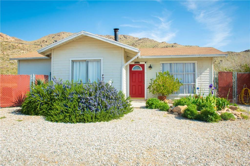 Apple Valley, CA 92307,25125 Kenneth WAY