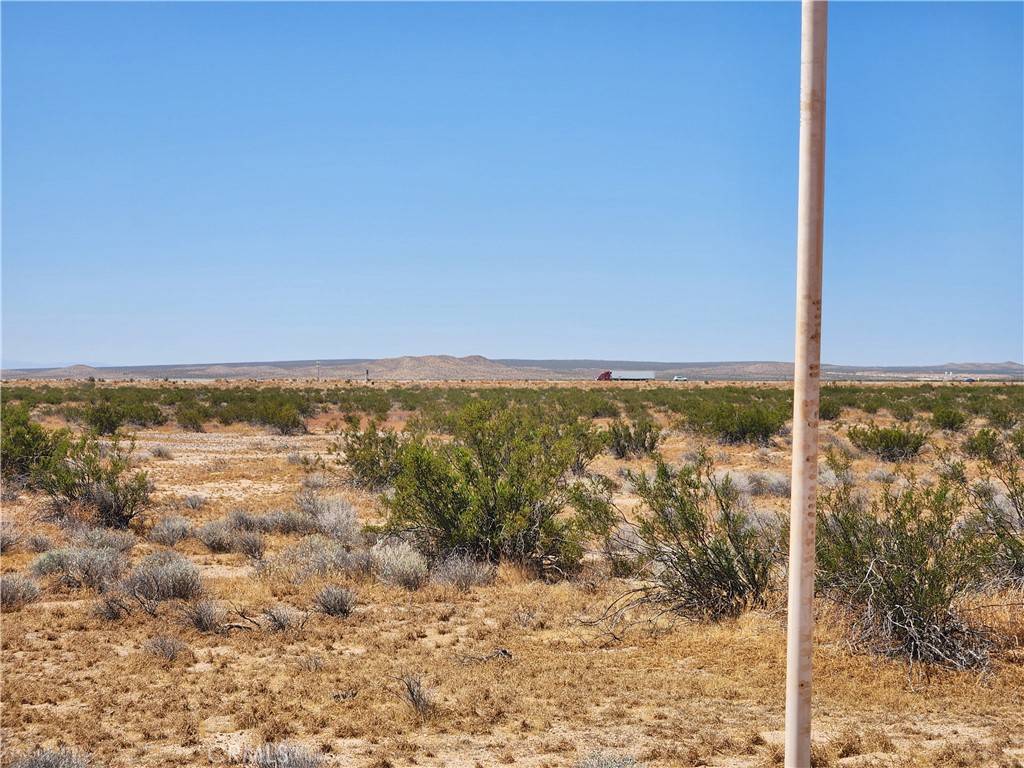 Hinkley, CA 92347,10 AC Near Kramer RD