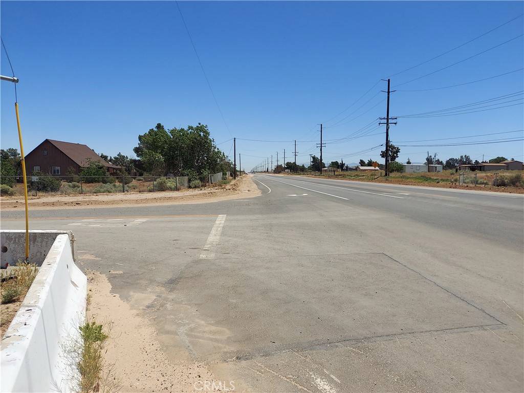 Phelan, CA 92371,0 Phelan Parcel #3065-041-02 RD