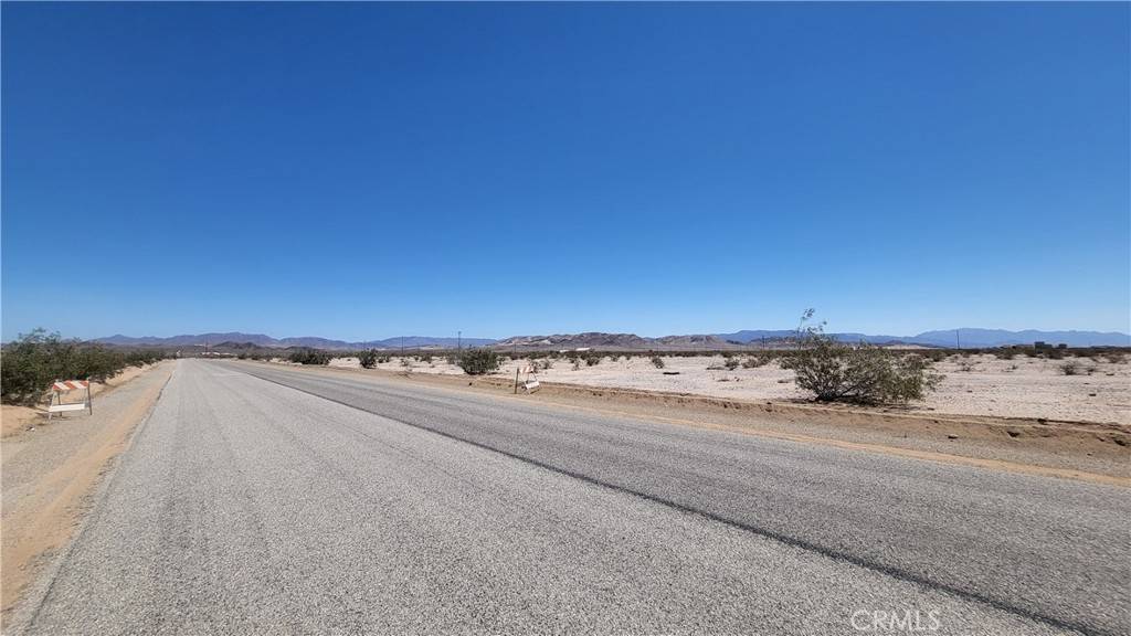 29 Palms, CA 92277,0 Bullion Mountain 0622-201-04 RD
