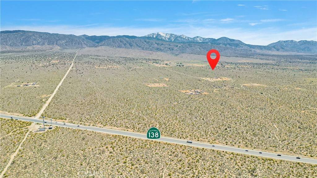 Llano, CA 93544,228 Vac/Cor AVE