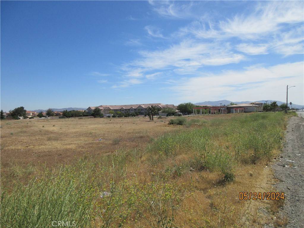 Apple Valley, CA 92308,0 Bear Valley RD