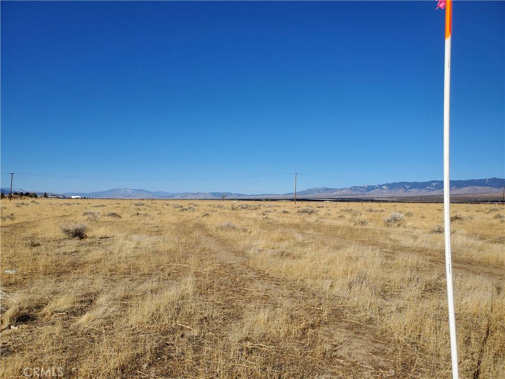 Lancaster, CA 93536,2 AC 168th ST W