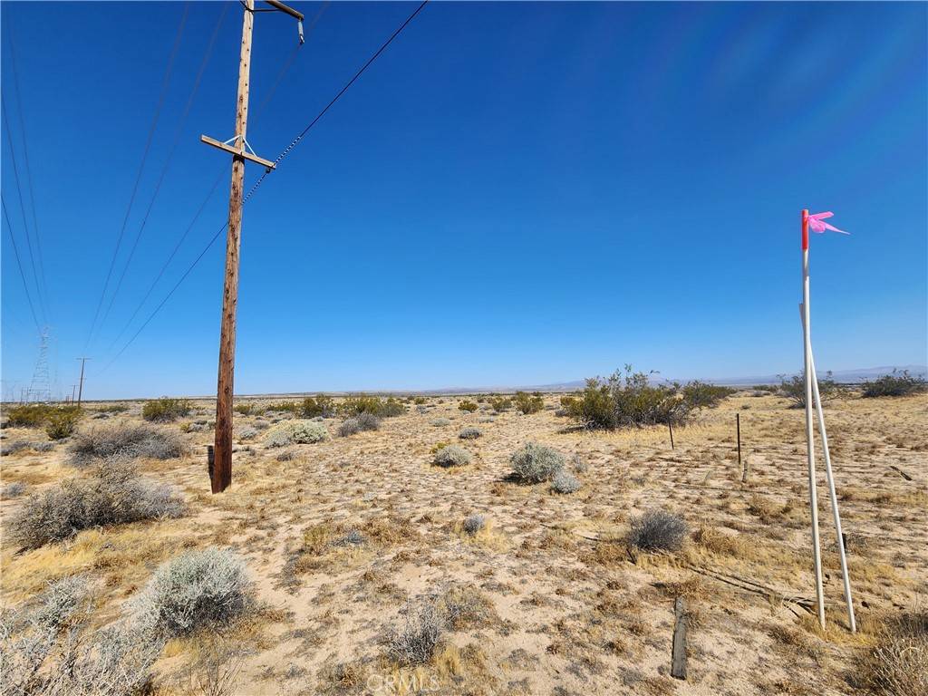 Hinkley, CA 92347,25 AC Near Powerline RD