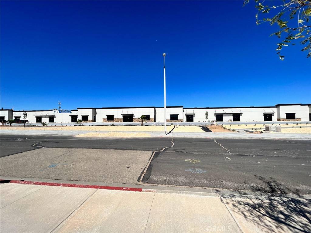 Victorville, CA 92395,12454 Industrial Center DR