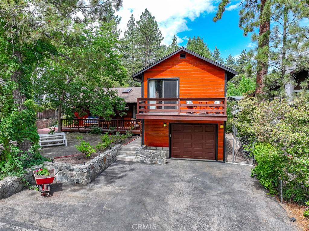 Wrightwood, CA 92397,6300 Lucerne PL