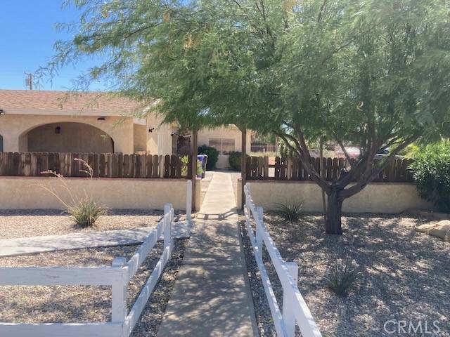 Apple Valley, CA 92308,13237 Mohawk RD