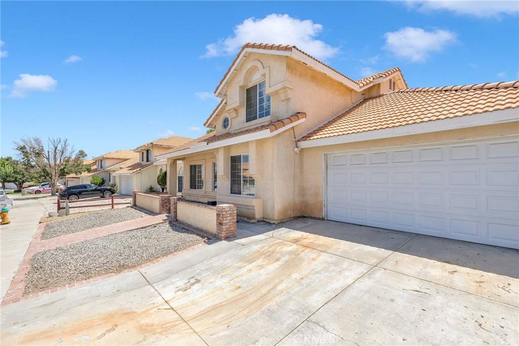 Victorville, CA 92392,14611 Pony Trail RD