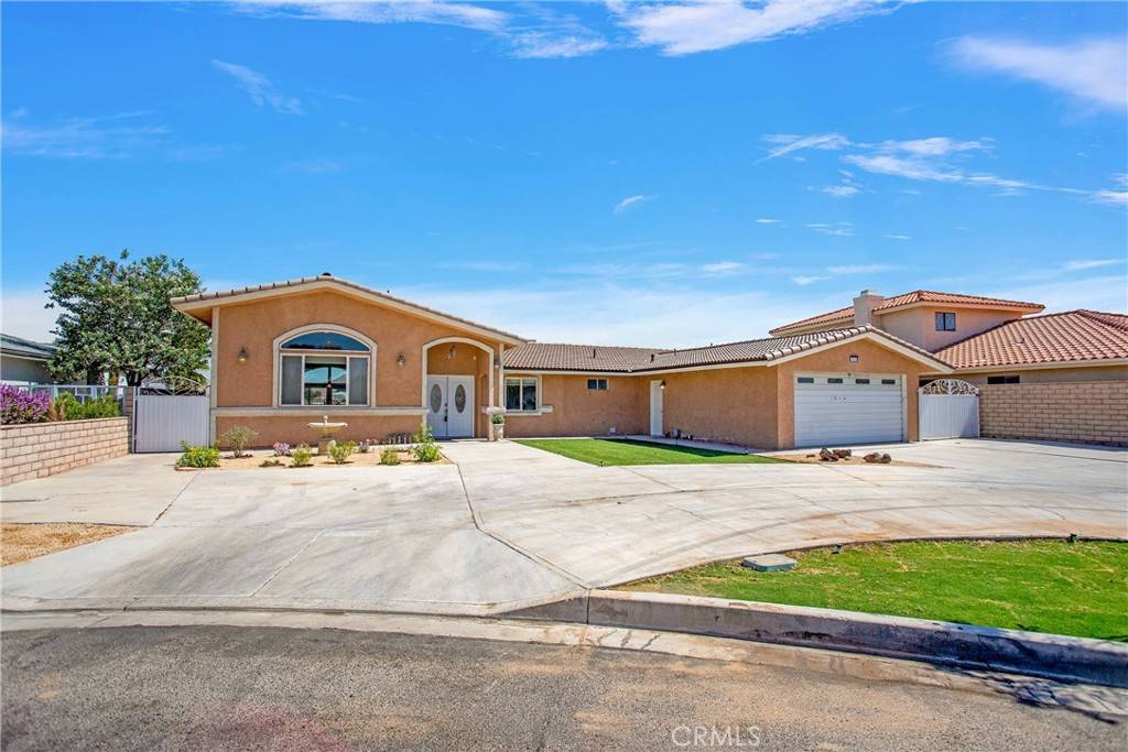 Helendale, CA 92342,14593 Mast LN