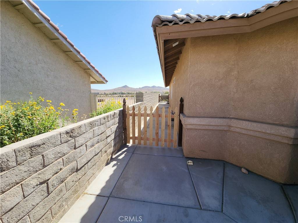 Helendale, CA 92342,26733 Corona DR