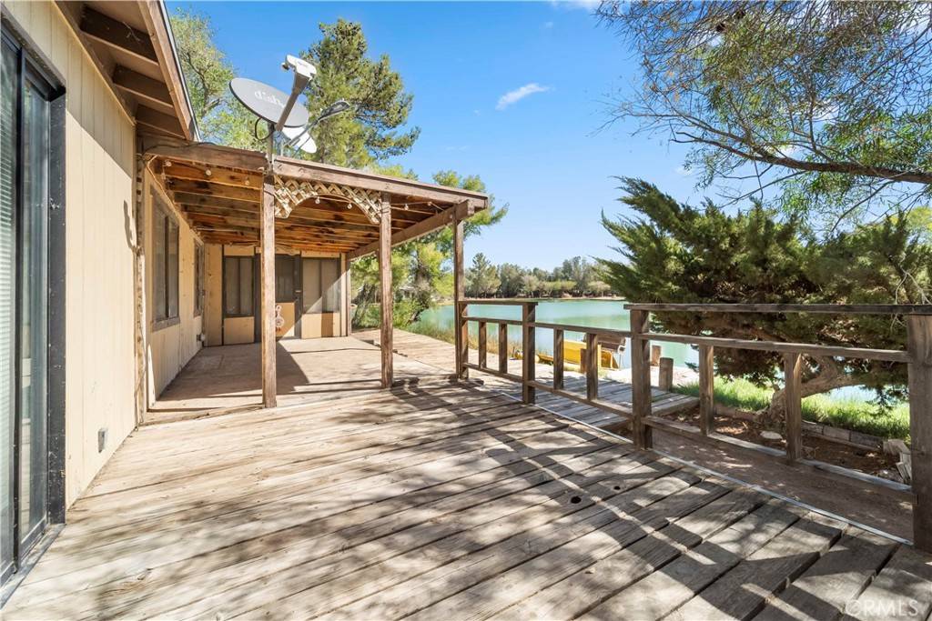 34545 Hampskin RD Newberry Springs, CA 92365