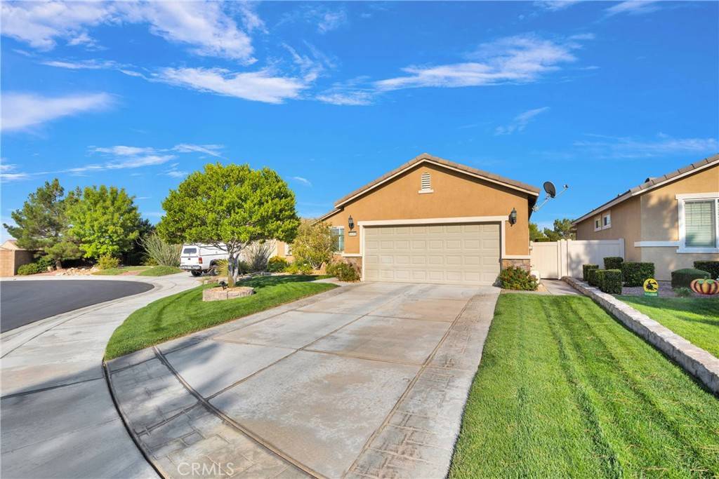 Apple Valley, CA 92308,10491 Darby RD