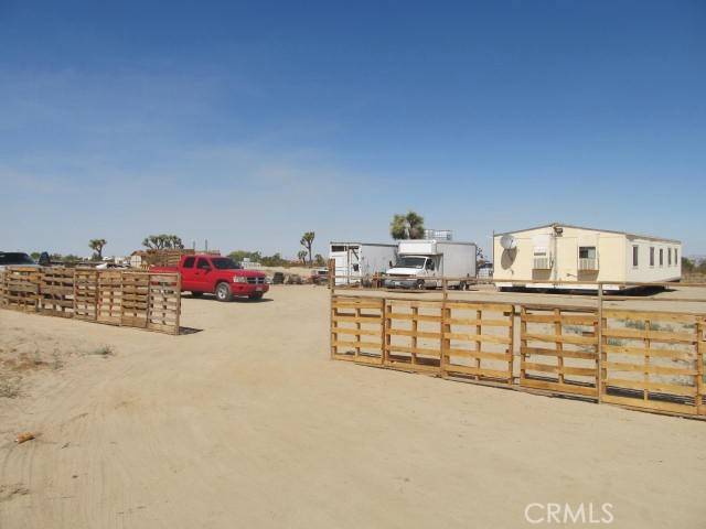 13430 Ailanthus ST Phelan, CA 92371