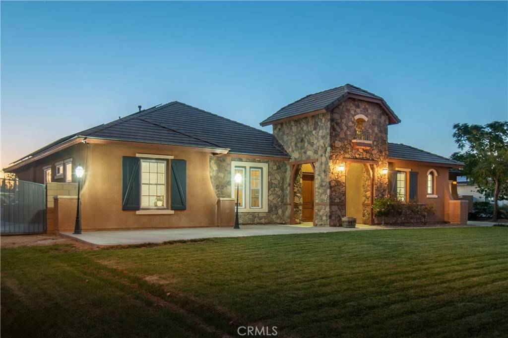 Apple Valley, CA 92308,12948 Hyperion LN