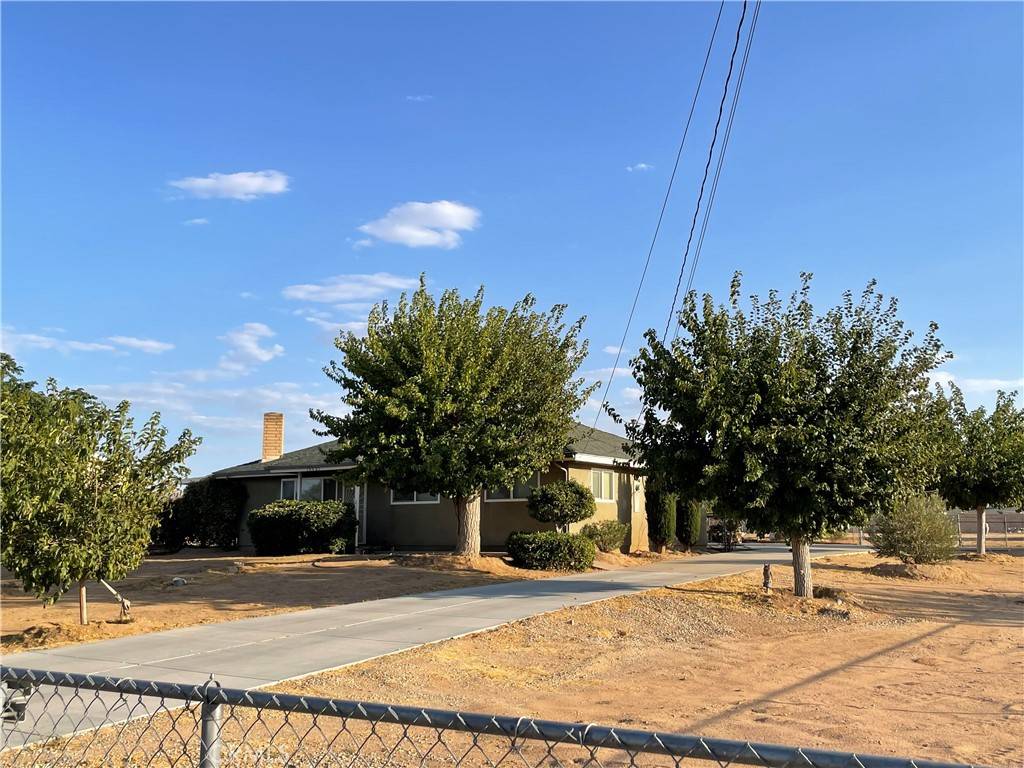 Hesperia, CA 92345,16621 Verano ST