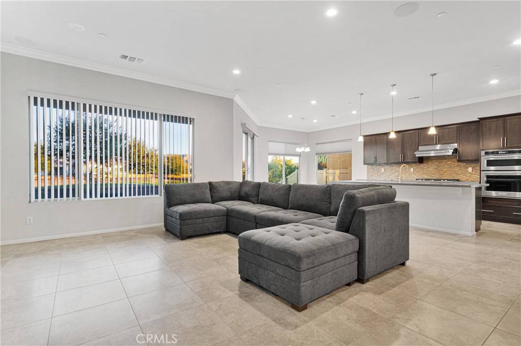 19255 Castana ST Apple Valley, CA 92308