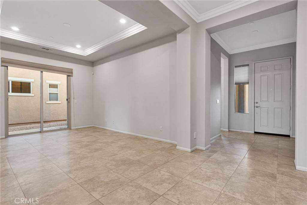 19255 Castana ST Apple Valley, CA 92308