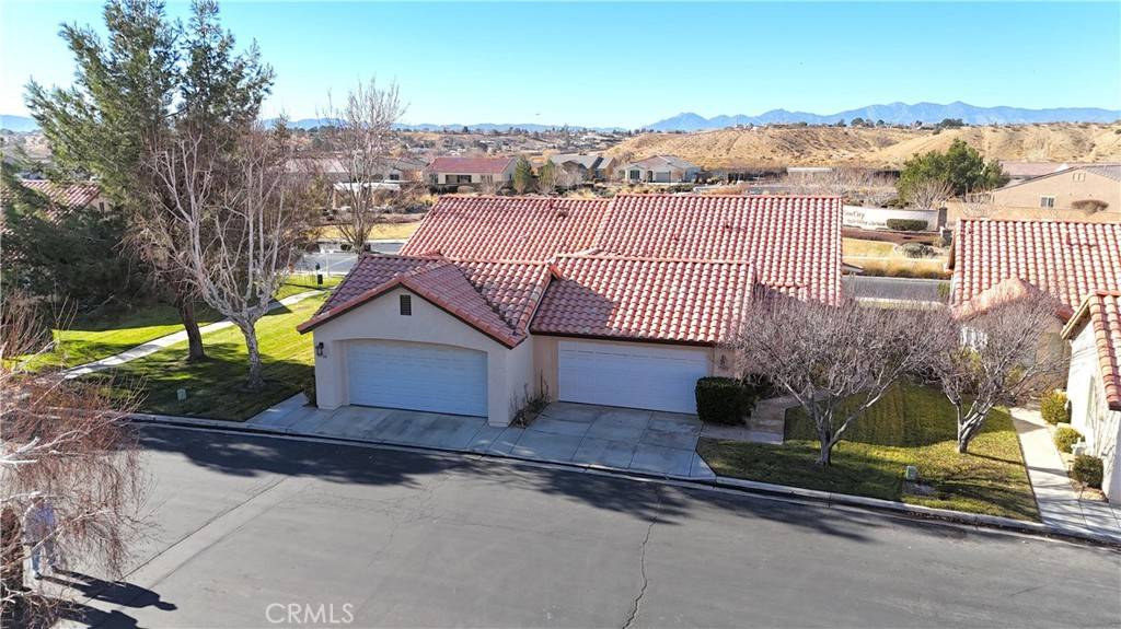 Apple Valley, CA 92308,11562 Oak ST