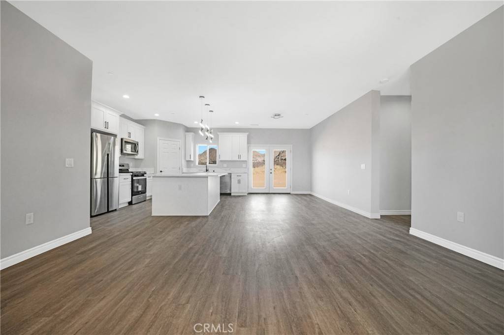 23650 Pala LN Apple Valley, CA 92307