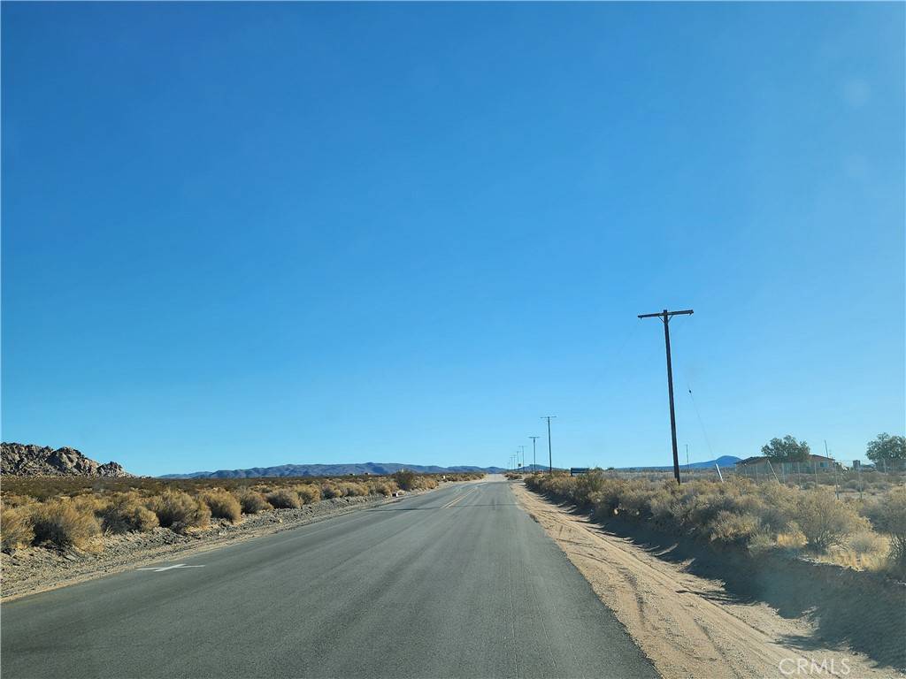 Lucerne Valley, CA 92356,501 Northside RD