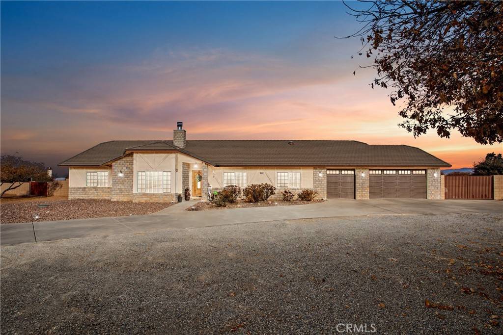 Phelan, CA 92371,9522 Arrowhead CT