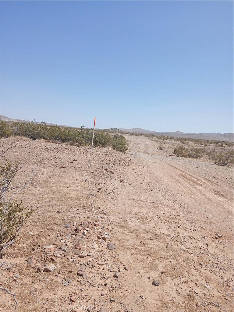 Helendale, CA 92342,13000 Horseshoe TRL