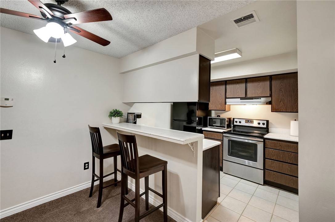 Highland, CA 92346,3504 Rainbow LN