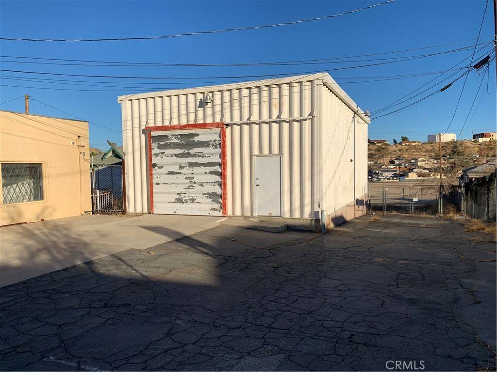 Victorville, CA 92395,15369 7th ST