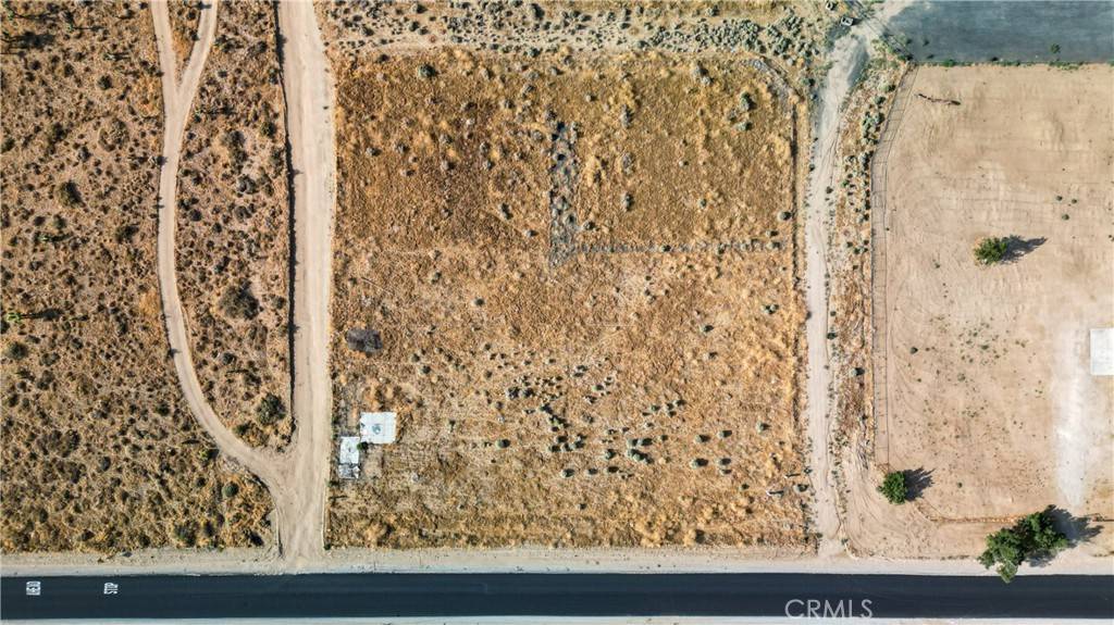 Phelan, CA 92371,4240 Smoke Tree RD