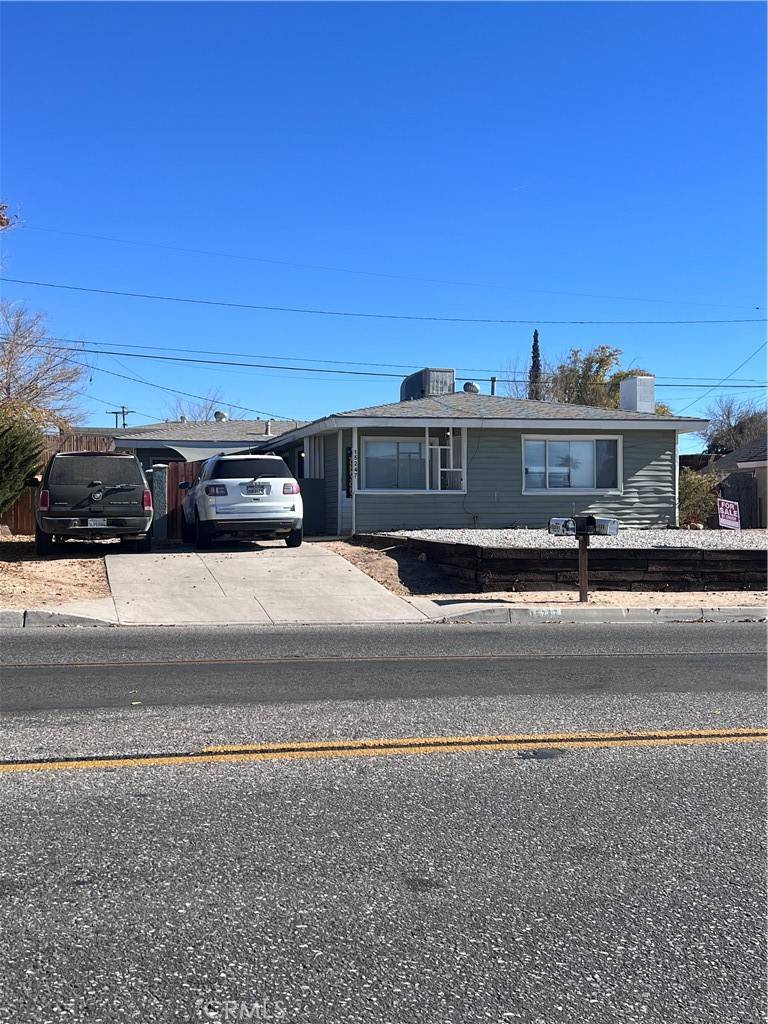 Victorville, CA 92395,15247 La Paz DR