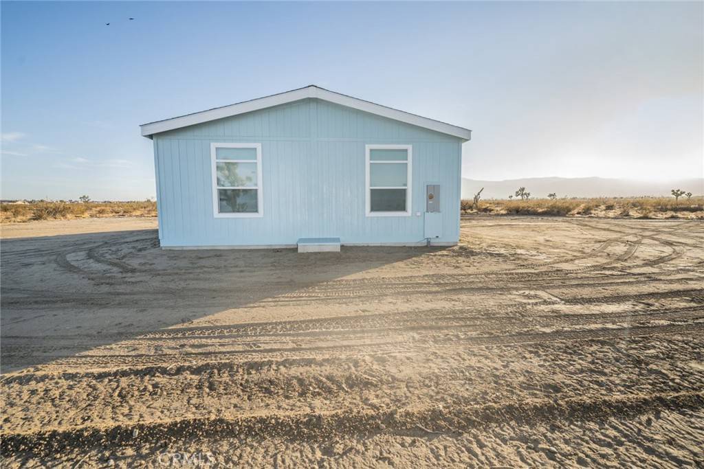 Phelan, CA 92371,13320 Lager RD