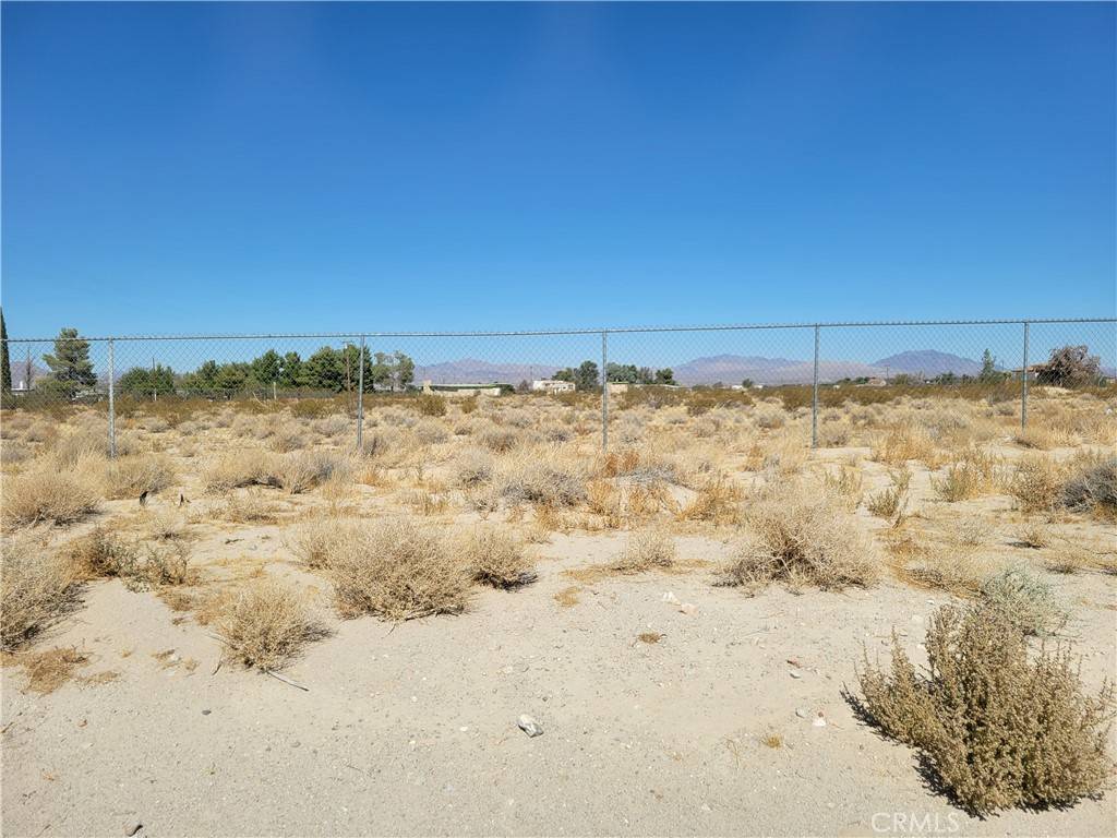 Lucerne Valley, CA 92356,0 Foothill RD