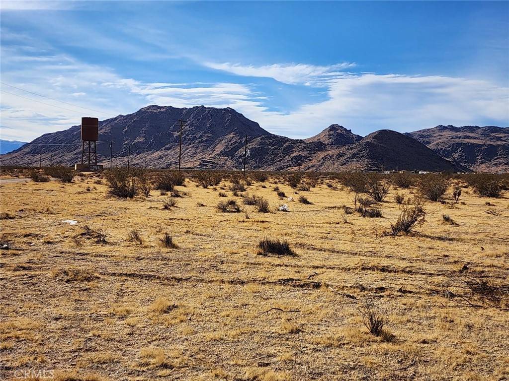 Lucerne Valley, CA 92356,500 Cascadian AVE