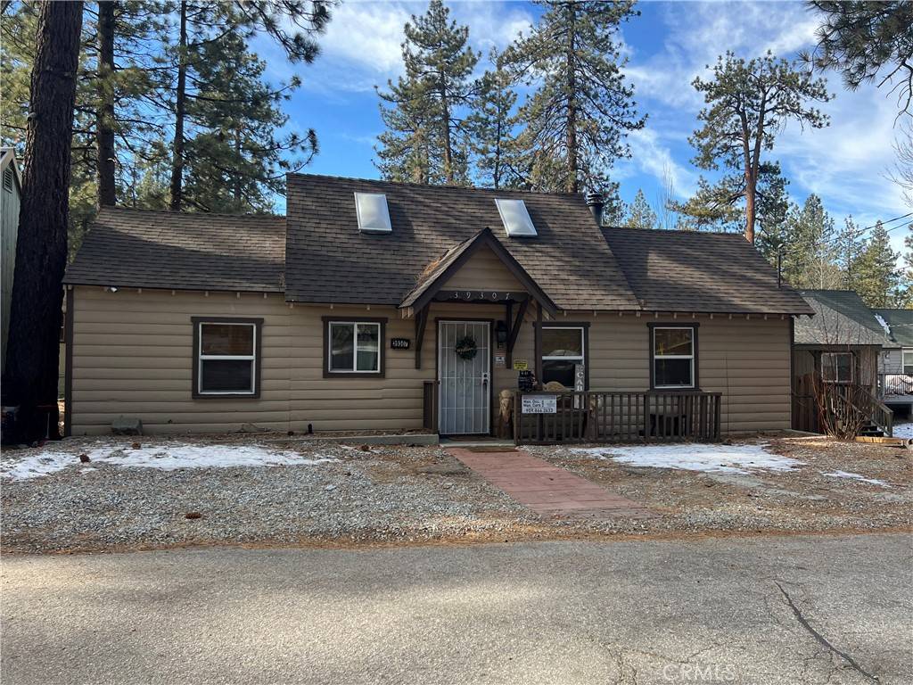 Big Bear Lake, CA 92315,39307 Lark RD