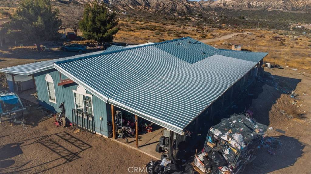 4321 Oil Well RD Phelan, CA 92371