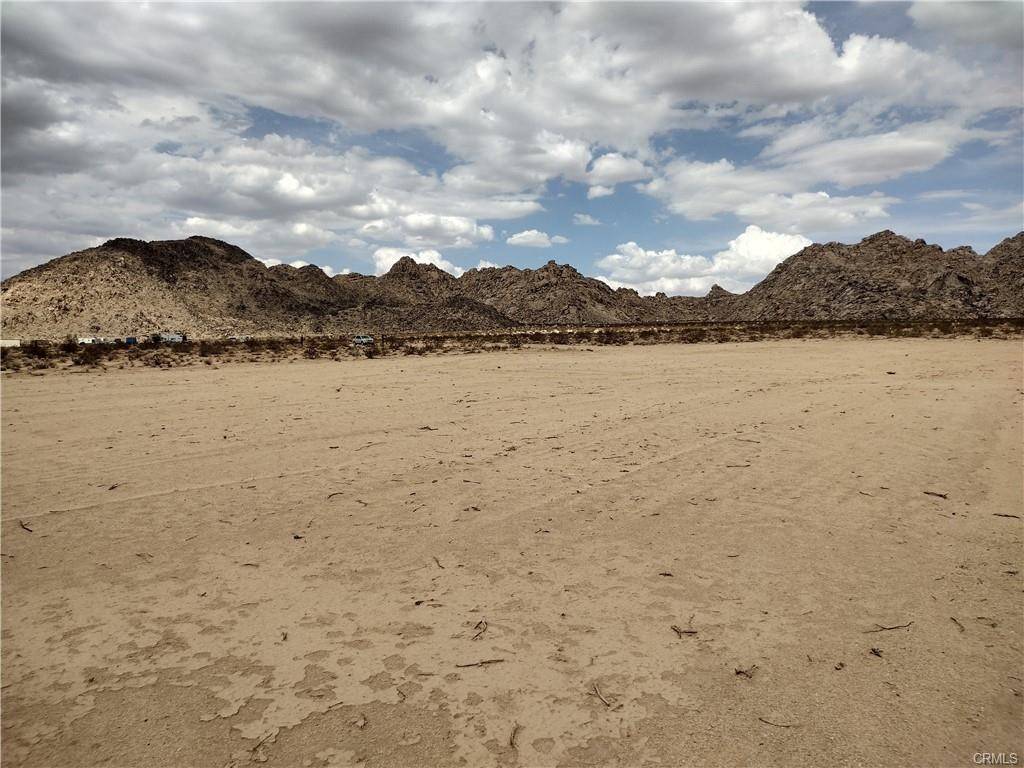 Lucerne Valley, CA 92356,0 Stellar RD