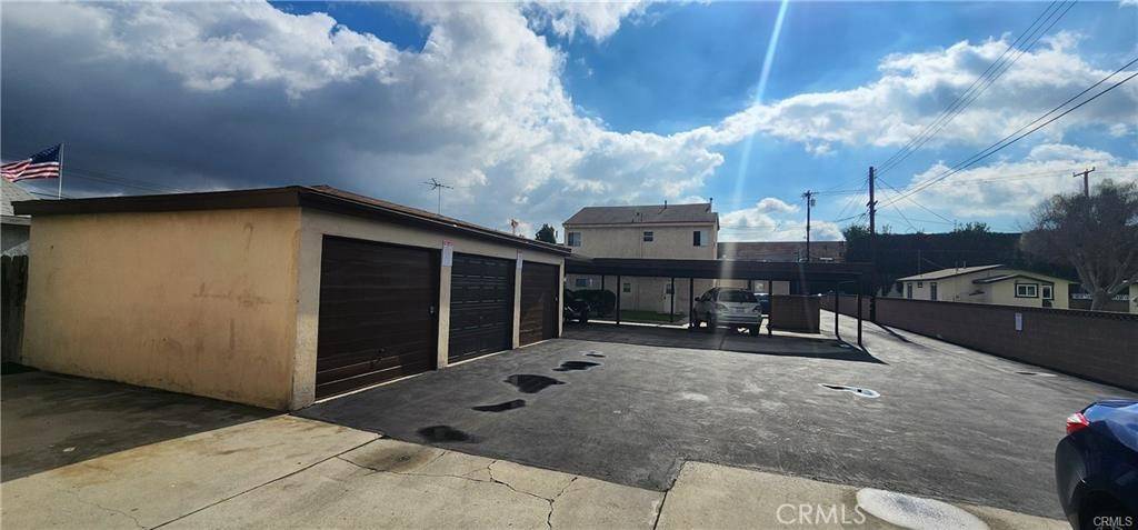 Bellflower, CA 90706,9719 Beach ST