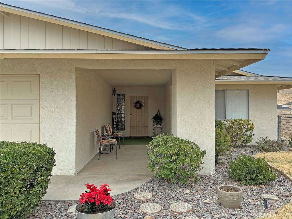 Helendale, CA 92342,13915 Topmast DR