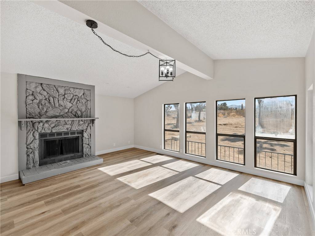 Pinon Hills, CA 92372,11773 Redwood RD