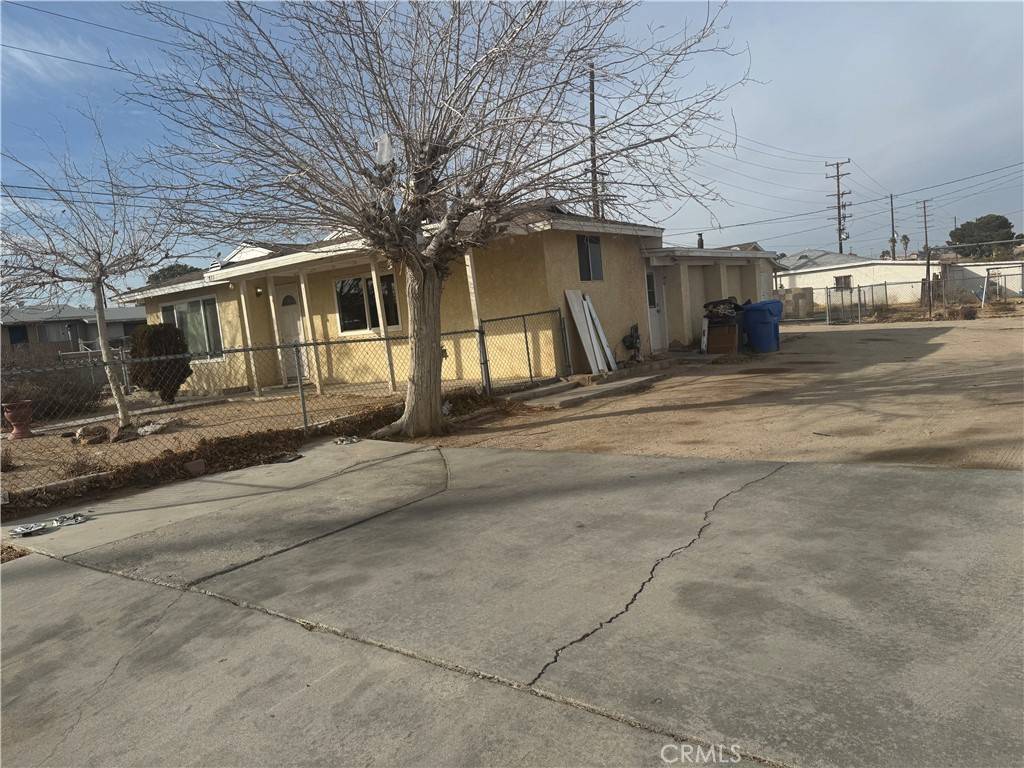 Barstow, CA 92311,711 Candlelight ST